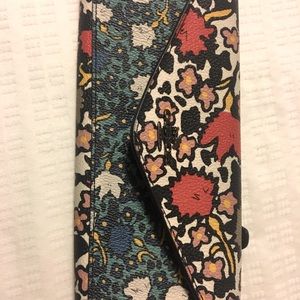 COACH Yankee Floral Envelope Wallet